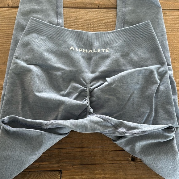 ‘French Blue’ Amplify legging - Picture 4 of 9